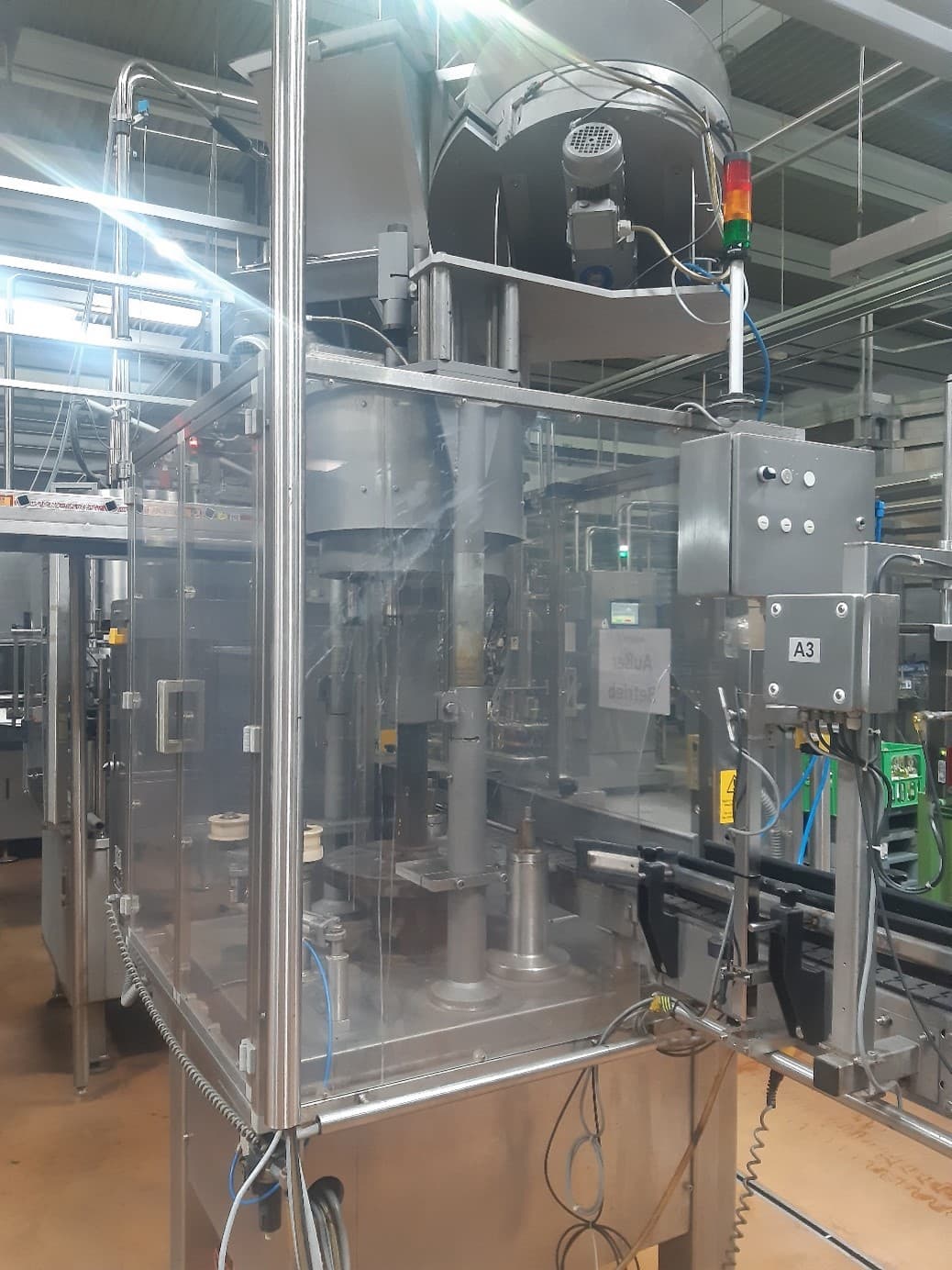 Vista izquierda de Dr. Datz GmbH Getränke- und Sondermaschinenbau VS 4 L