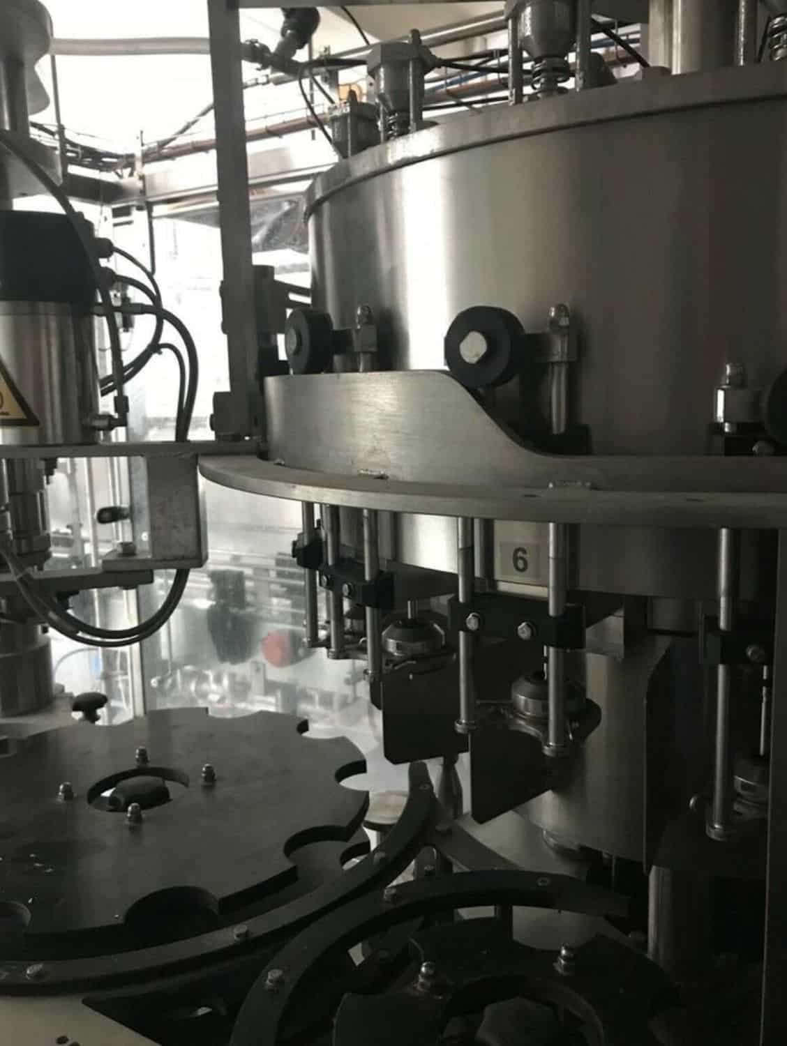 Sala de trabajo de Nagel, PAC, Juwatec, ICS Línea de llenado de vidrio retornable para cerveza, refrescos