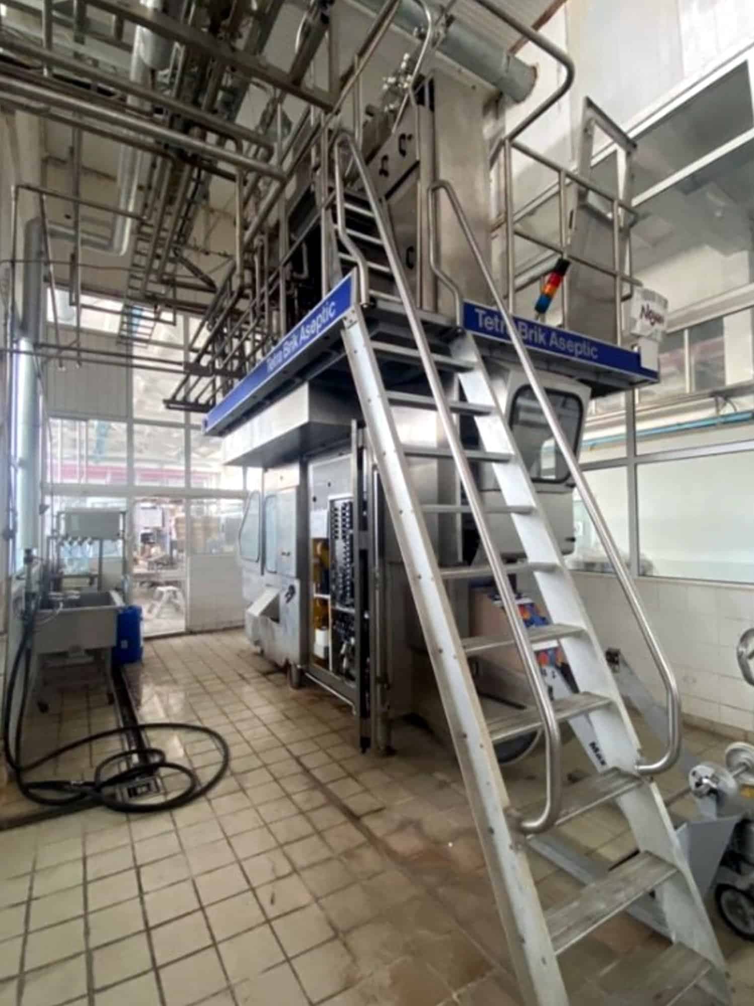 Vista izquierda of Tetra Pak TBA 8-1000 SQ