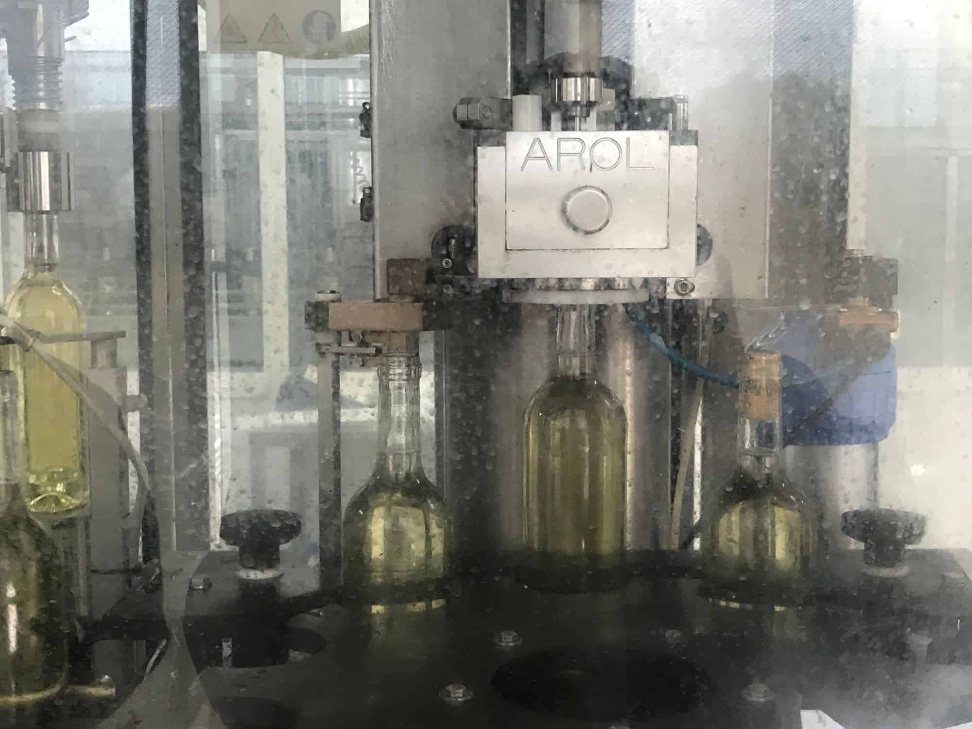 Sala de trabajo de Cortelazzi Fintec Arol Línea de vidrio desechable para vinos y licores