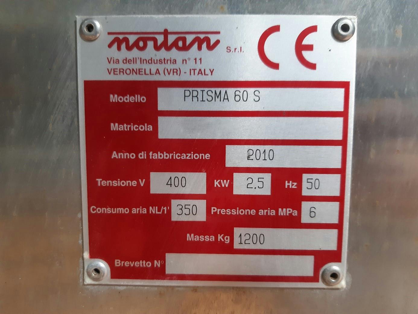 Placa de identificación of Nortan Prisma S60